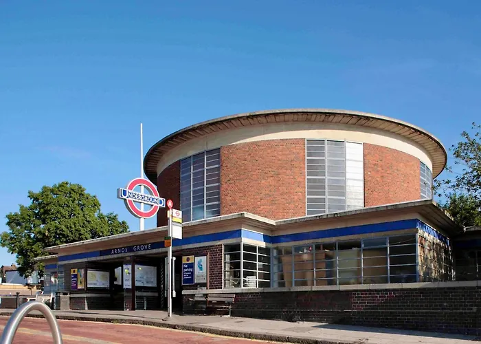 Staylondon - Sleeps 6 With Free Parking - Tourist, Concerts & Matches