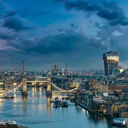 Staylondon - Sleeps 6 With Free Parking - Tourist, Concerts & Matches Exterior photo