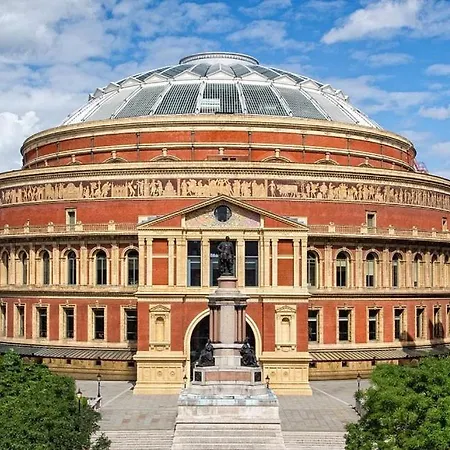 Staylondon - Sleeps 6 With Free Parking - Tourist, Concerts & Matches Exterior photo